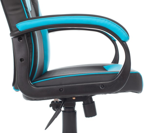 Кресло игровое Zombie GAME 17